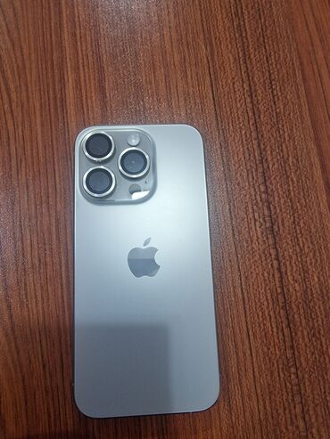 ayfon 4 s: IPhone 15 Pro, 256 GB, Natural Titanium, Face ID, Barmaq izi, Simsiz şarj