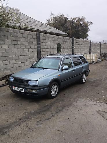высокая крыша: Volkswagen Golf Variant: 1993 г., 1.8 л, Универсал — 1