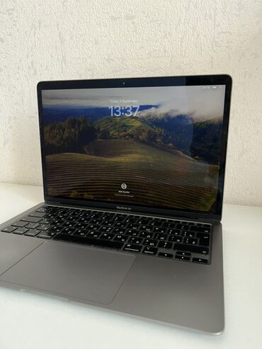 i mac: İşlənmiş Apple MacBook, 13.3 ", Apple M1, 256 GB, Pulsuz çatdırılma