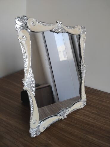 hamam üçün guzguler: Güzgü Table mirror