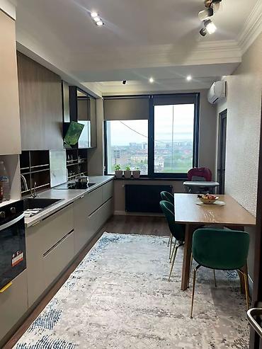 125: 3 комнаты, 125 м², Мед Академия 12 этаж — 2