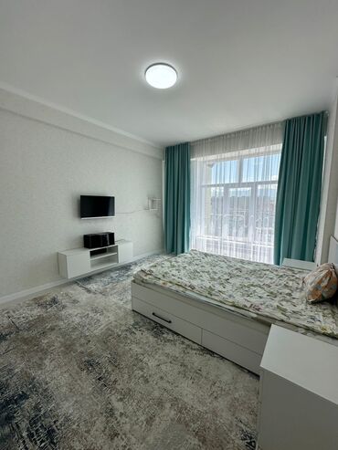 пасуточный квартира: 1 комната, 46 м², Индивидуалка, 14 этаж, Евроремонт