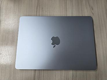 чехол макбук аир 13: Apple MacBook Air 13.6" (Liquid Retina 2560×1664), чип Apple M5, 16 ГБ — 2