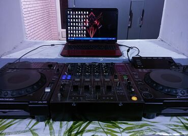 dinamiklər: Pioneer CDJ əla vəziyyətdə. heçbir problemi yoxdur. DJM 800 CDJ 900