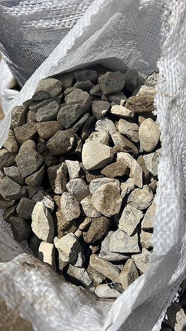 Автоуслуги: Qum, çınqıl, şeben,kubik və atsep materiallarının çatdırılması və — 4