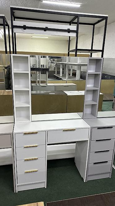 Комоды для одежды: Комод для одежды, Новый, С зеркалом, ЛДСП, цвет - Белый, Серый, Бежевый, Бесплатная доставка — 4