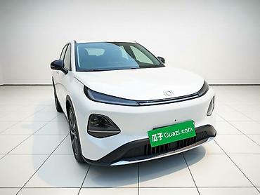 hongqi ehs9: Changan Qiyuan Q05: 2026 г. — 3