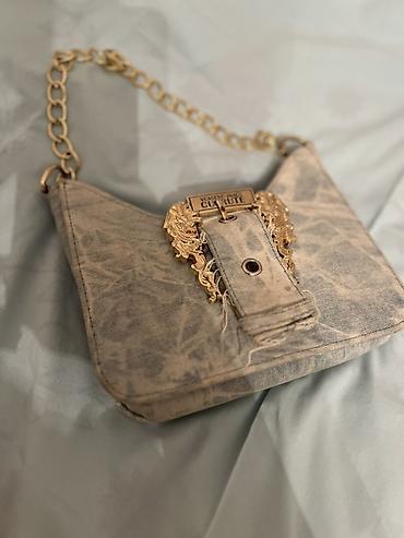 parca cantalar: Juicy Couture tərzində zəncirli çiyin çantası - Material: açıq rəngli — 2