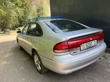 Mazda: Mazda Cronos: 1995 г., 2 л, Механика, Бензин, Хэтчбэк