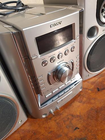 mini bar soyuducu: Sony musiqi mərkəzi əla vəziyyətdə Radio və Aux və mikrofon karaoke — 3