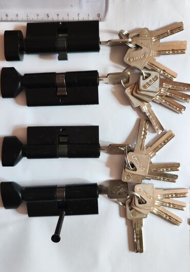 тумбу шкафчик: Сердцевина дверного замка, Без установки