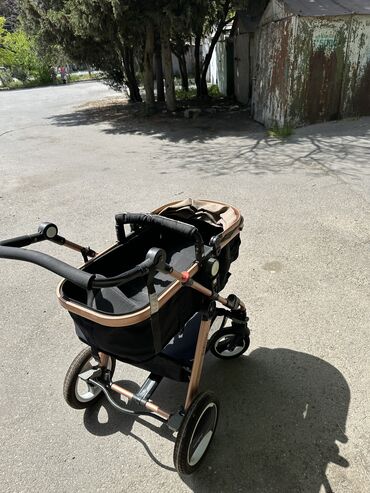 Araba-beşiklər: Çıxarıla bilən beşikli araba — 3