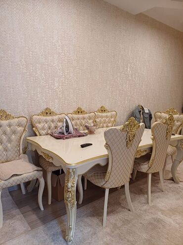 yazi stolu islenmis: Qonaq otağı üçün, İşlənmiş, Dördbucaq masa, 8 stul, Türkiyə