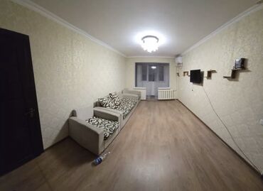 город балыкчы квартиры: 2 комнаты, 44 м², 104 серия, 3 этаж, Косметический ремонт