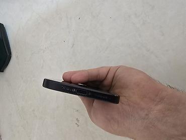iphone sr: IPhone 15, 128 GB, Qara, Face ID — 5