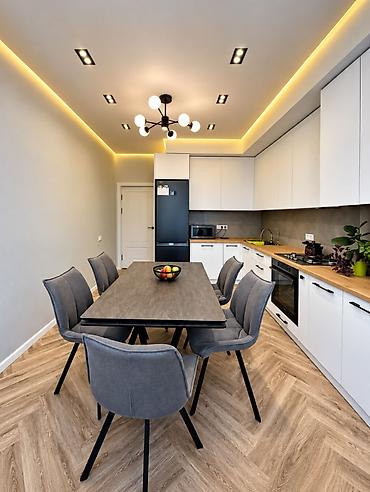 Продажа квартир: 1 комната, 45 м², Боконбаева/Уметалиева Элитка, 5 этаж, Дизайнерский ремонт — 3