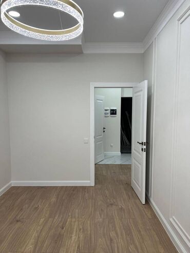 тоголок молдо фрунзе: 1 комната, 40 м², Элитка, 3 этаж, Евроремонт