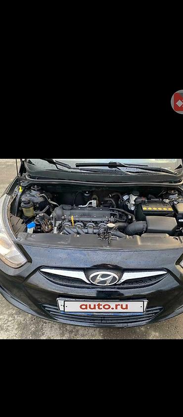 кобальт 2013: Hyundai Solaris: 2013 г., Бензин, Седан — 4