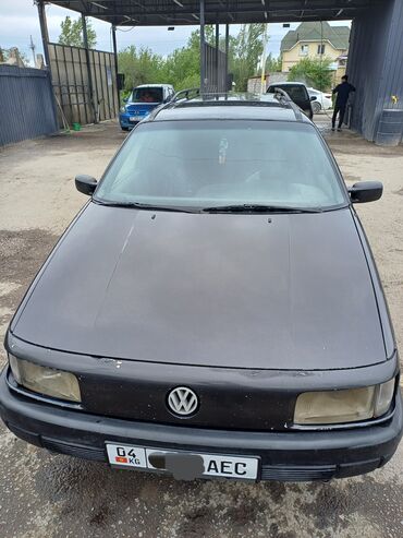 мон блан: Volkswagen Passat: 1989 г., 1.8 л, Механика, Бензин, Универсал