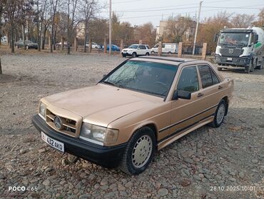 машна мерс: Mercedes-Benz 190: 1983 г., 2 л, Механика, Бензин, Седан