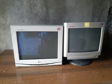 monitor lg 19 djujmov: Монитор, LG, Б/у, LCD, 18" - 19"