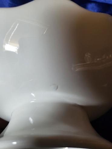 Stare vaze i dekor: Porcelanska nova,vintaz bombonijera. Porcelanska bombonijera,sve na — 11