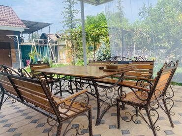 Продажа домов: Дом, 210 м², 7 комнат, Собственник — 14