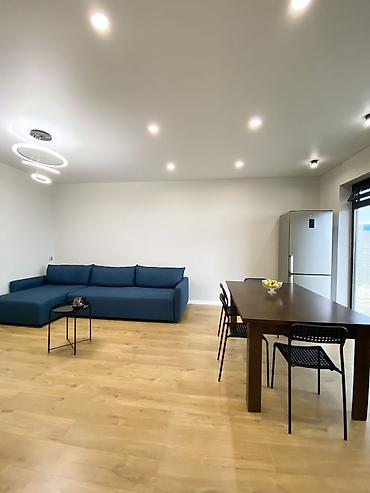 Продажа коттеджей и домов: Продается дом в селе Чон-сарыой дом расположен со стороны озера, до — 15