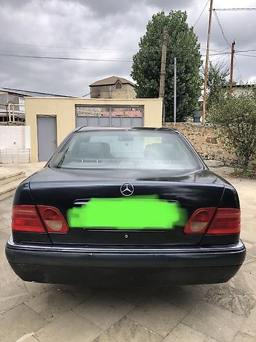 yan güzgülər s: Mercedes-Benz E-Class: 2 l | 1997 il Sedan — 2