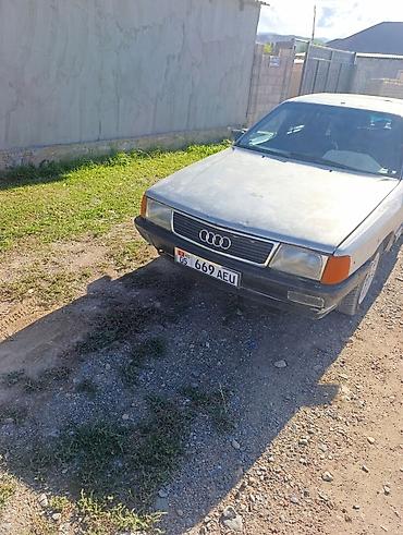 crown 2.5: Audi 100: 1989 г., Седан — 4