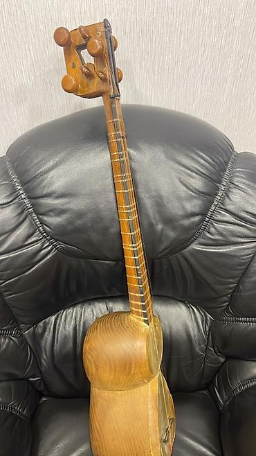 gitara simləri: Milli musiqi aləti – tar

Qiymetde razilashmag olar — 4