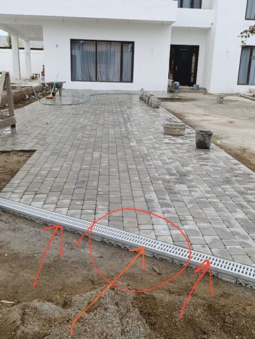 Tamet: Tamet döşəmə xidməti – dekorativ beton/daş təməli ilə həyət və giriş — 18