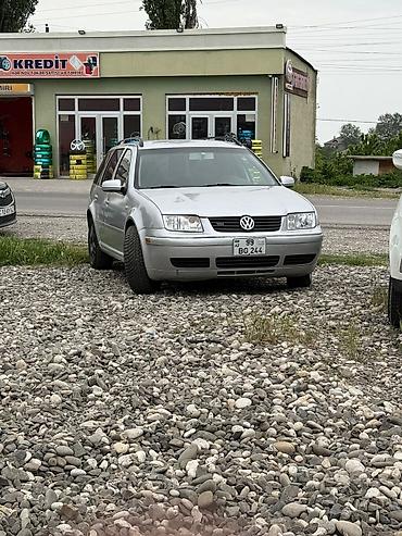 Volkswagen: Volkswagen Jetta: 2 l | 2001 il Universal — 4