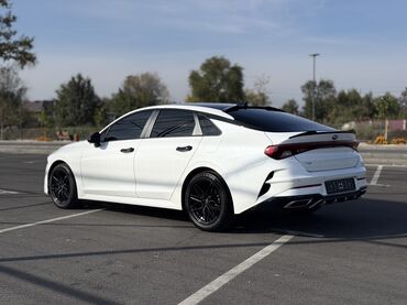 через банк машина: Kia K5: 2021 г., 2 л, Автомат, Газ, Седан