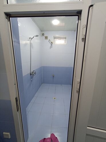 Günlük kirayə evlər: 195 kv. m, 3 otaqlı, Kanalizasiya, Kombi, Kommunal xətlər qoşulmayıb — 12