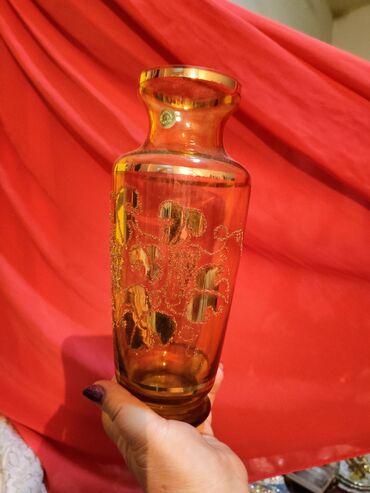 ваза богемия: Одна ваза, Богемское стекло