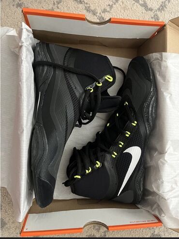 Спортивная форма: Барцовки Nike hypersweep размер 37.5