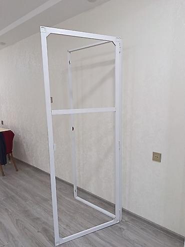 qapi cercivesi: Məhsul: Ağıllı açılıb-bağlanan ağ rəngli metal çərçivə (qapı üçün — 1