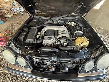 Mercedes-Benz: Mercedes-Benz E‑Class W210 sedan - Kuzov: qara rəng, 4 qapı, orijinal — 3