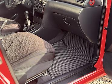 Toyota: Toyota Corolla: 2003 г., 1.6 л, Ручные, Бензин, Универсал — 6