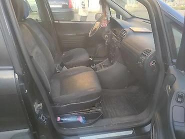 set kvacila opel zafira 2.0 dti cena: OPEL ZAFIRA 1.6 | Godište 2002. Kilometraža 300.000 km Gorivo Benzin — 4
