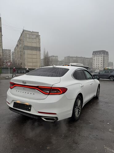 Hyundai: Hyundai Grandeur: 2018 г., 3 л, Типтроник, Газ, Седан — 5