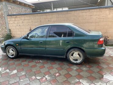 passat b3 седан: Honda Civic: 1999 г., 1.5 л, Механика, Бензин, Седан