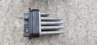 rezervoar: VENTILATOR REOSTAT ZA OPEL ZAFIRA ZA 2005. GOD — 2