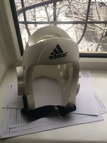 Шлемы для карате и тп, размер S и М на подростка. Защита на руки и