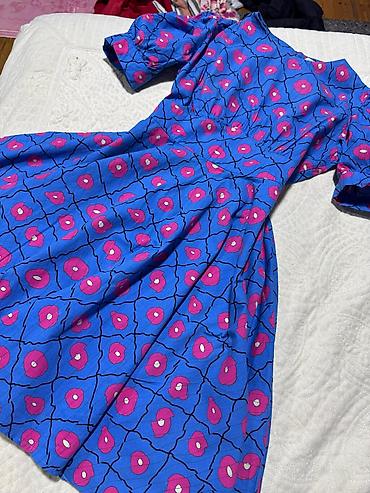 Dəstlər, kostyumlar: Coxsu amerikadan alinib . Hamsi cox yaxwi veziyyetdedir. Her biri 1. 2 — 11