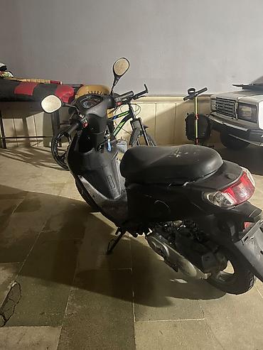 Mopedlər,skuterlər: Deməli əziz qardaşlar moped Zigzag 50 cc Nomrəsizdi Moto özümündü Çox — 4
