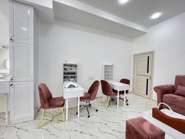 Digər kommersiya daşınmaz əmlakı: Qara Çuxur qəsəbəsində yerləşən yeni tikili 5 mərtəbəli binanın 1-ci — 10