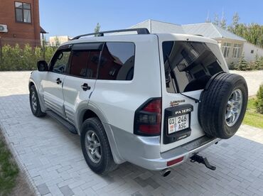 мицубиси монтера спорт: Mitsubishi Pajero: 2000 г., 3 л, Автомат, Бензин, Внедорожник