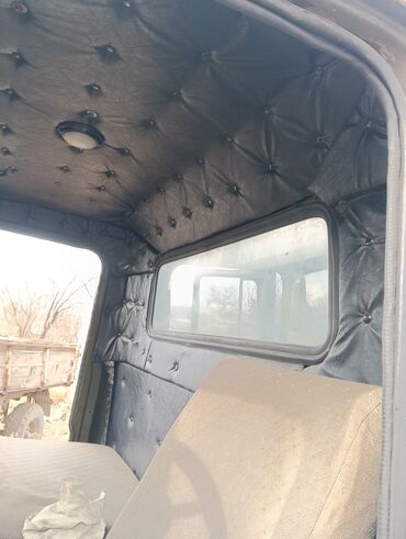 Грузовики: Грузовик — 9